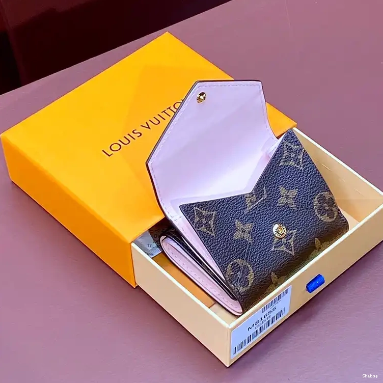 LV 2312YA0028 Bags 0604